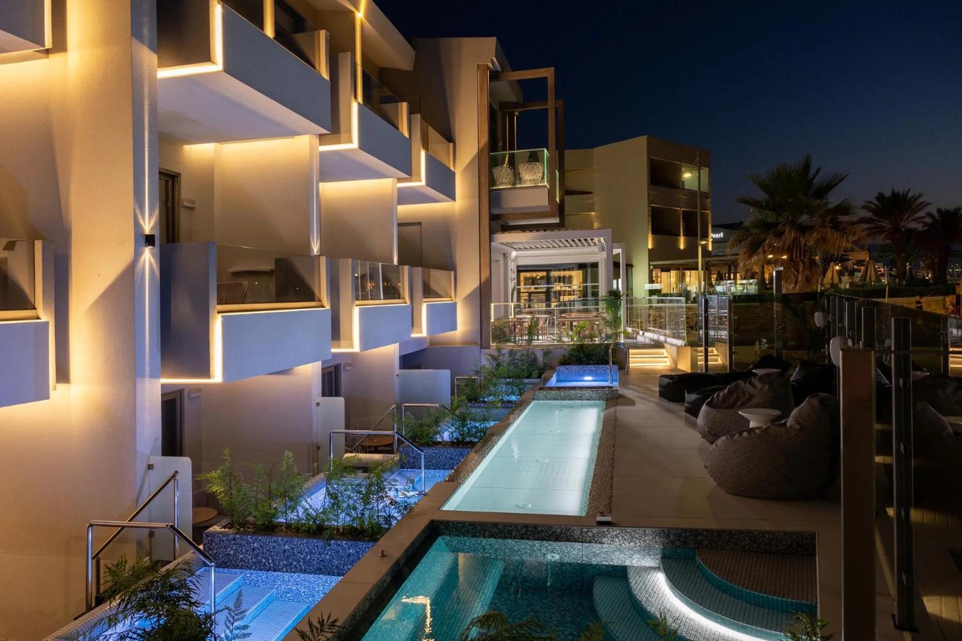 Pearl Seabreeze Suites Rethymno  Exterior photo