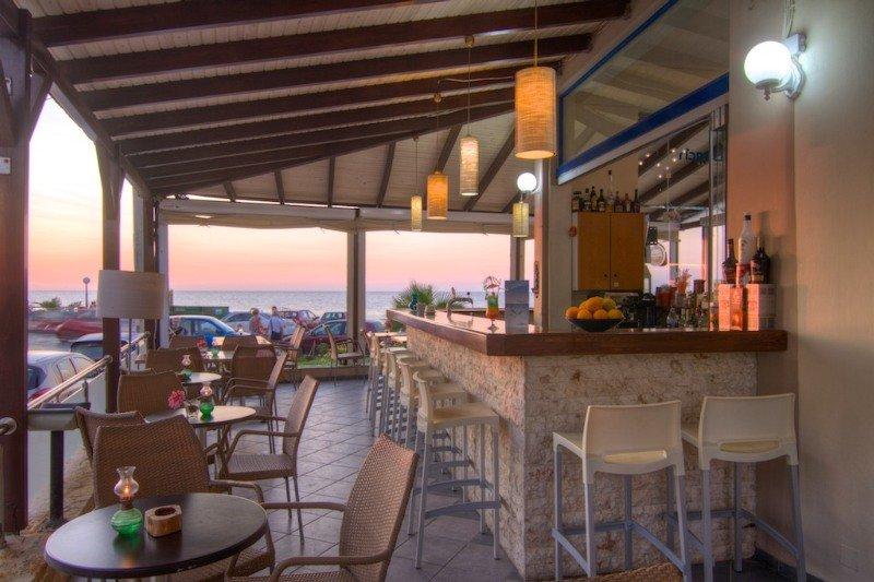 Pearl Seabreeze Suites Rethymno  Exterior photo